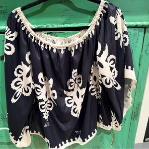 Elegant Black and White Women's Top